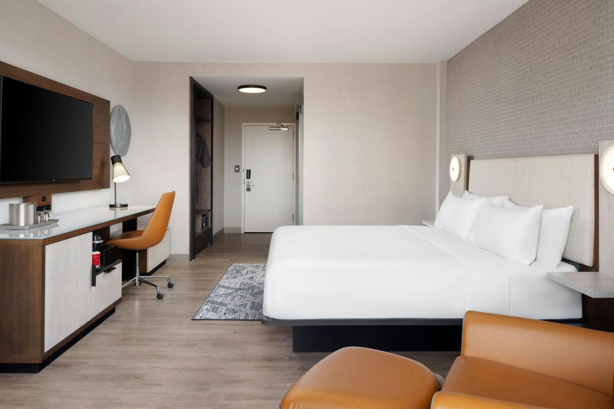 Hotel The National Landing Crystal 4*